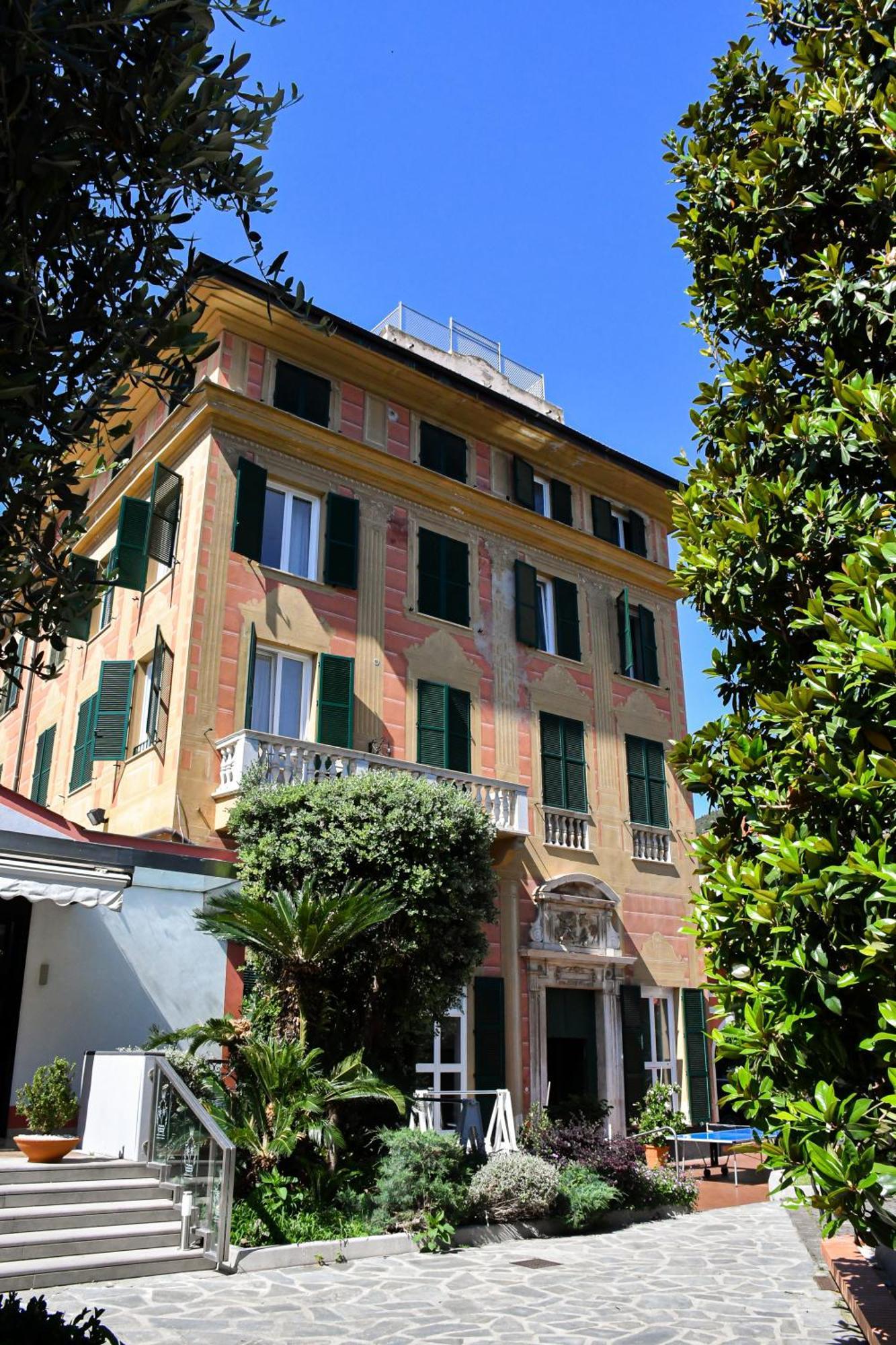 Hotel Le Palme Varraze Exterior foto